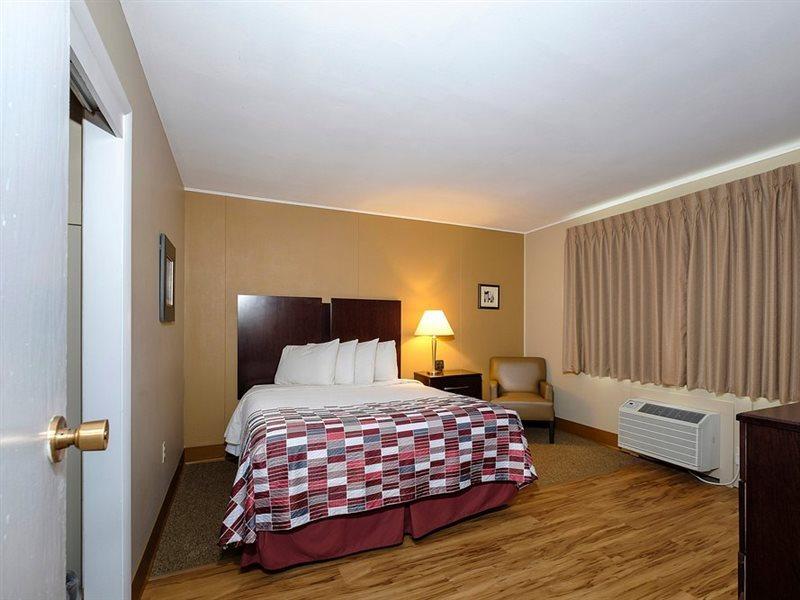 Red Roof Inn And Suites Herkimer Extérieur photo